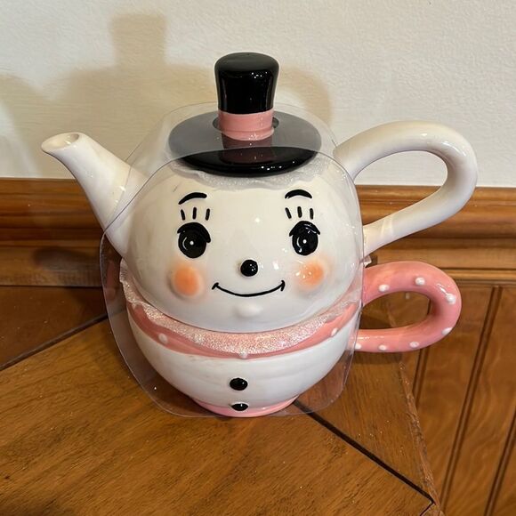 New Johanna Parker cup/teapot set